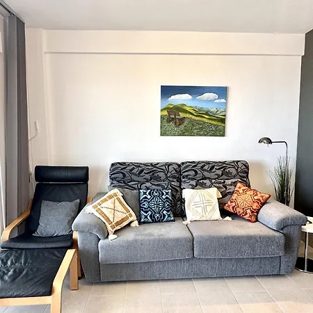 Azul Nevada Beachfront Apartment *